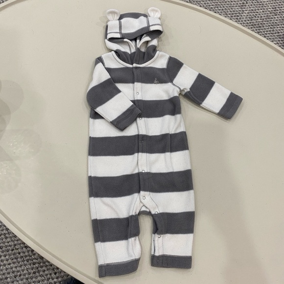 Baby Gap Fleece One Piece Striped w/ Bear Ears 6-12M 🐻 - Picture 1 of 2